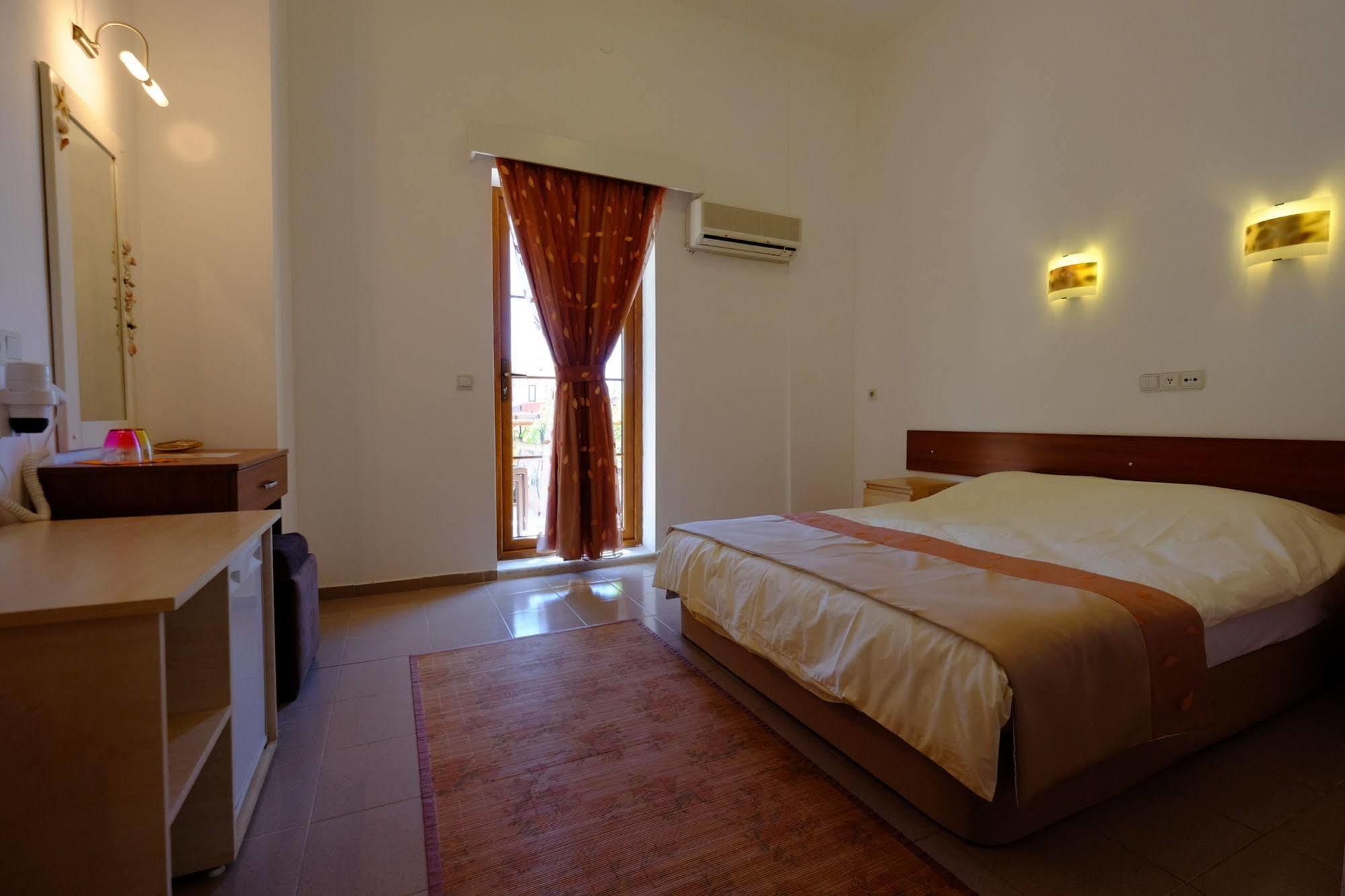 Flying Dutchman Hotel Oludeniz Ngoại thất bức ảnh