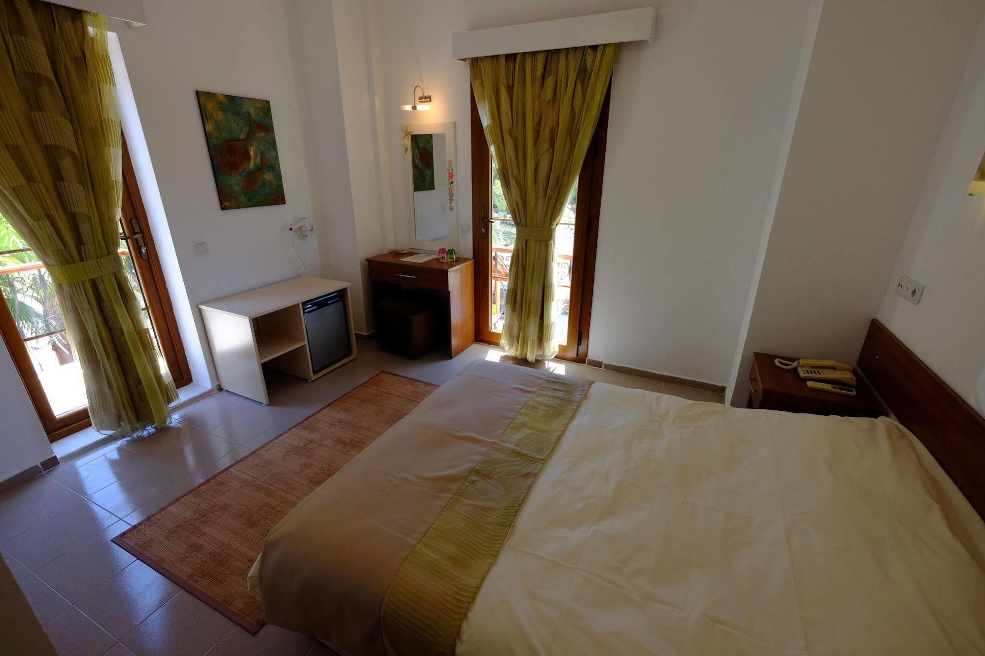 Flying Dutchman Hotel Oludeniz Ngoại thất bức ảnh